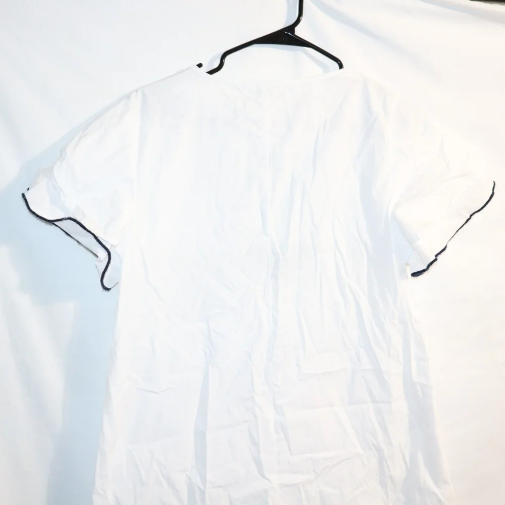 Crown and IVY White Blue Embroidered Collar Tunic Size Medium - Picture 10 of 10